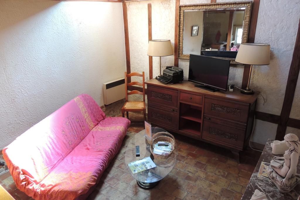 Le Manoir De Goliath Apartment *